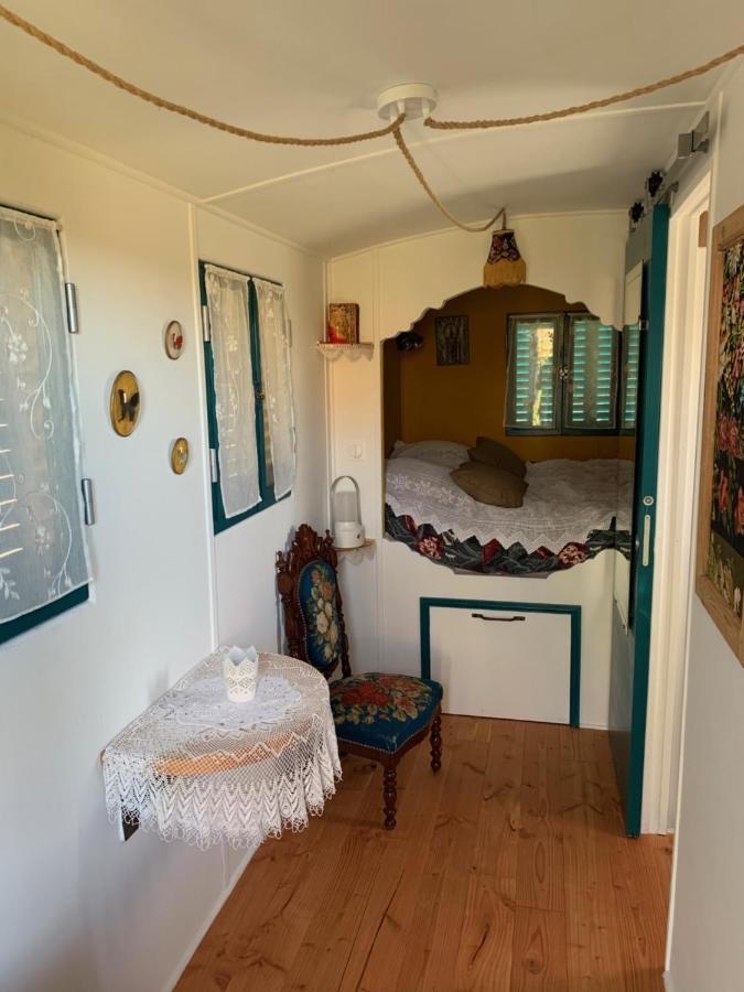 La Chambre D'Apolline Grambois Екстериор снимка